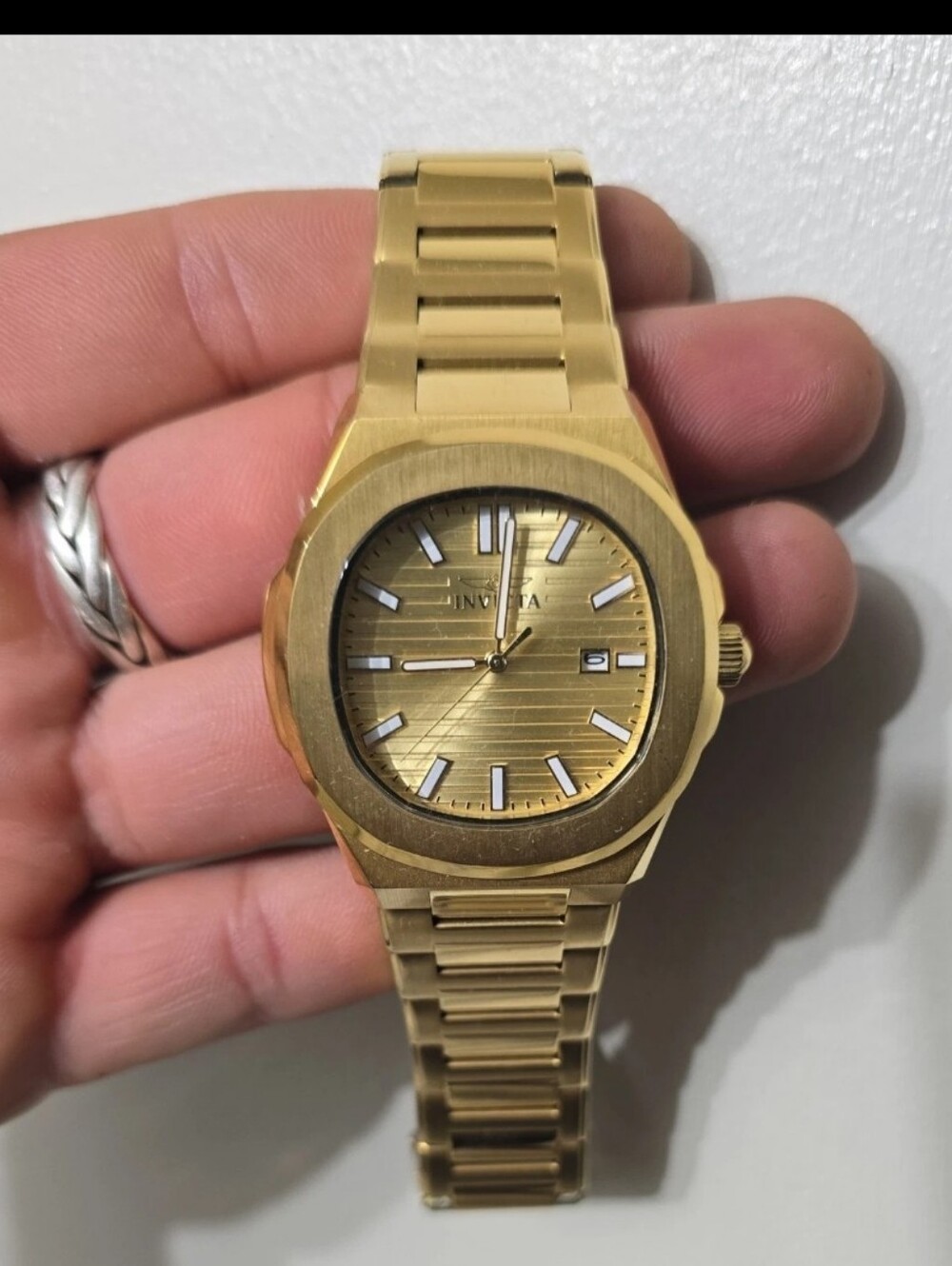 The Invicta Speedway Quartz Gold Dial Men's Watch 48520